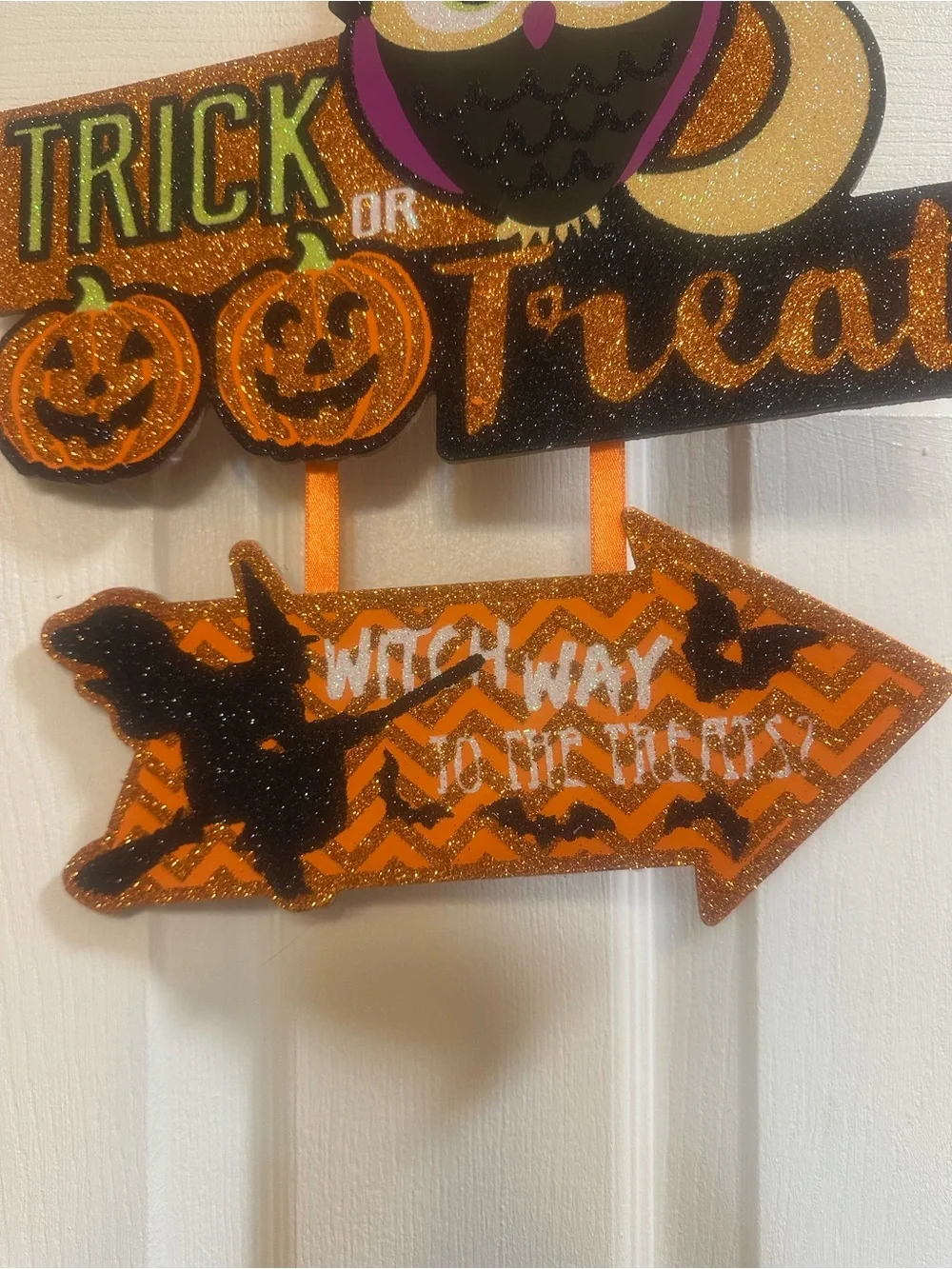 Halloween Trick Or Treat Owl Glitter Wall Sign Decor 11.5x12 in